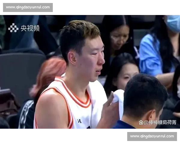 周琦爱子幼儿园毕业!与男篮叔叔互动害羞萌翻全网 周琦爱子幼儿园毕业!与男篮叔叔互动害羞萌翻全网